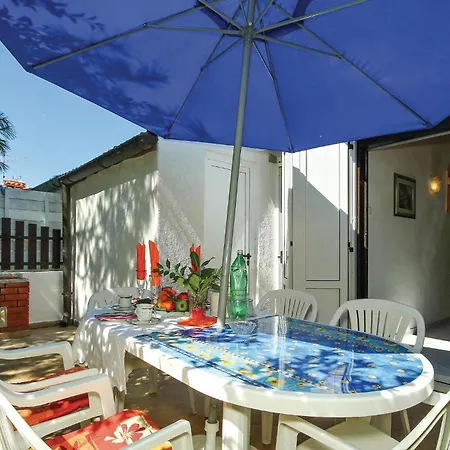 Holiday home Beautiful In Cervar Porat With Kitchen Porec
